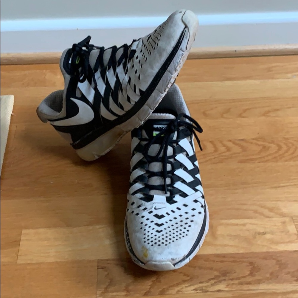 Nike Men’s size 12 Fingertrap Shoes